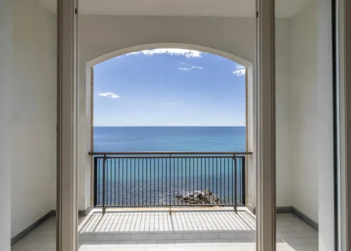 The Sound Of The Sea By Wonderful Italy Lejlighed